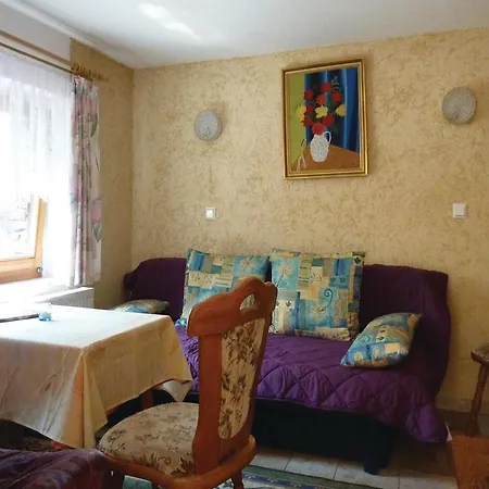 One-bedroom 0 07 *